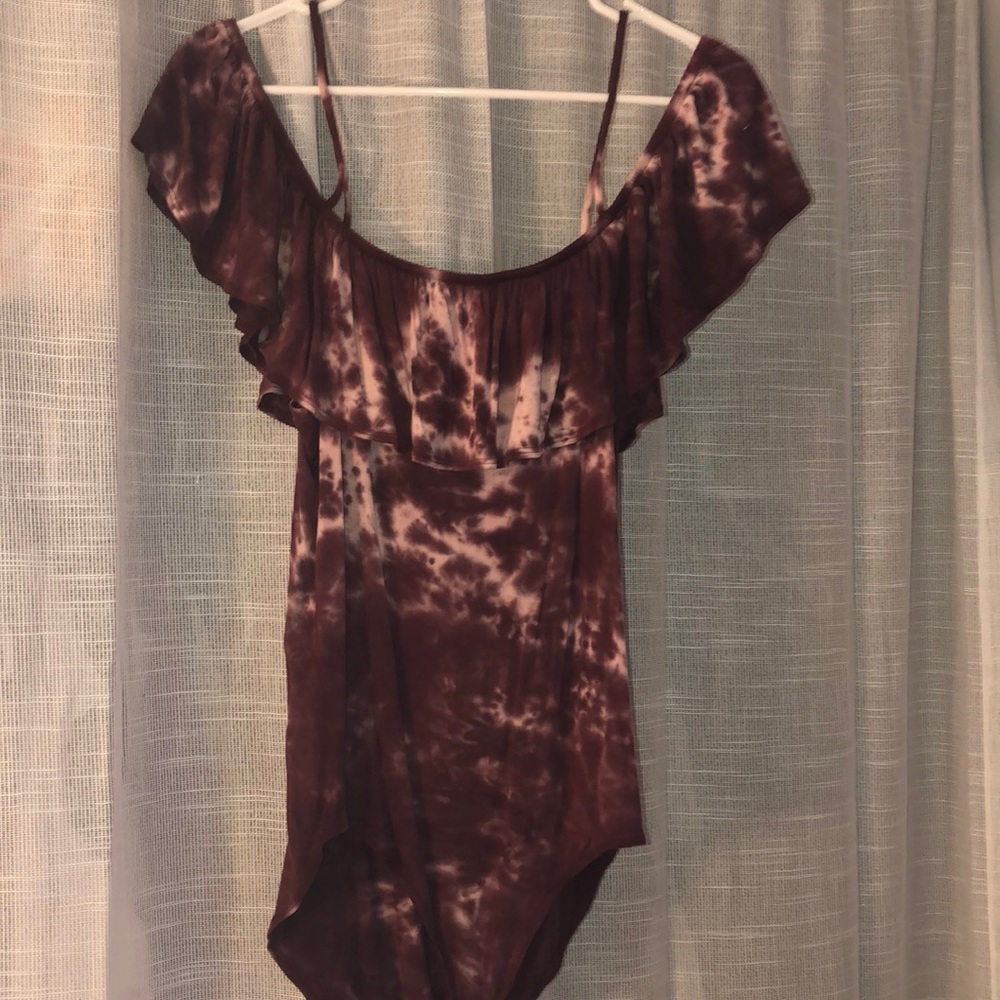 Short sleeve bodysuit